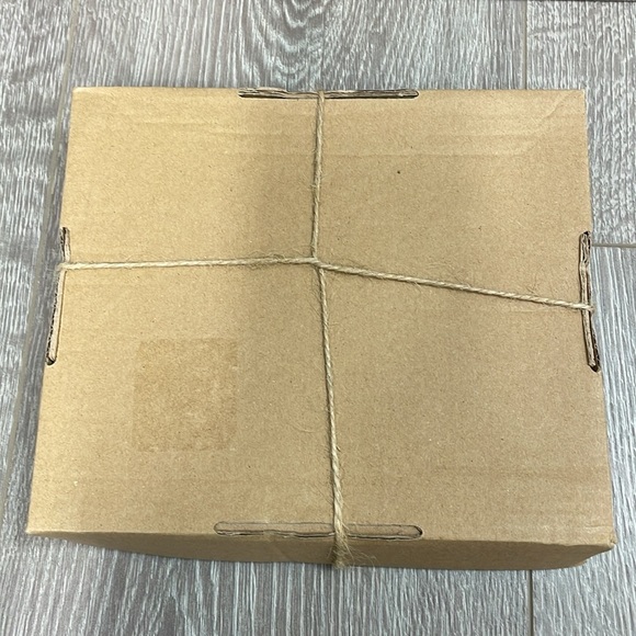 NWT Rae Dunn Cheese Board with Spreader Knife Gift Set “HAPPY” & “FA LA LA” - Picture 4 of 4